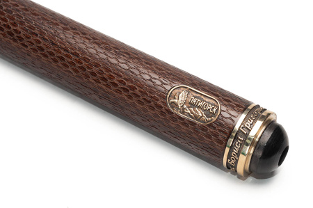 Кий Арбалет, с гравировкой, Венге, Граб (Б. Григорьев Туз)