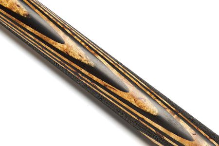 Кий Классика 16 запилов, под напряжением, с гравировкой, Черный граб, Карельская береза, Граб (Р. Тропин)