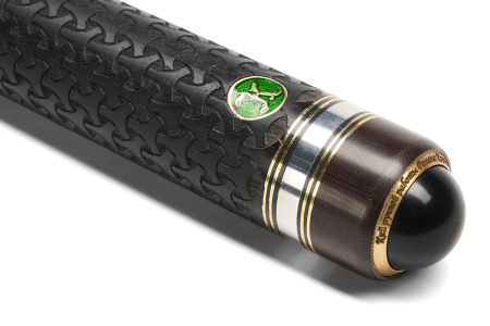 Кий Корона 8-ми перьевая, с 3D гравировкой, Черный граб, Граб (Р. Королев)