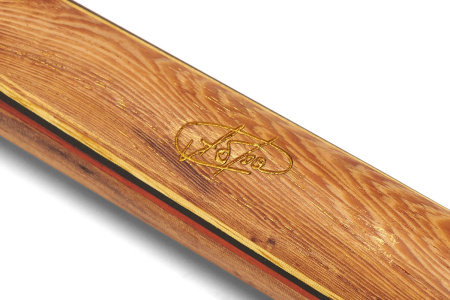 Кий Цветок, с гравировкой И. Абрамова, Эбен, Сатон, Падук, Лимонник, Черный граб, Граб (А. Беляев)