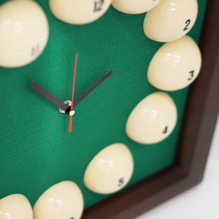 Часы Квадрат пирамида ясень/сукно Часы Квадрат пирамида ясень/сукно