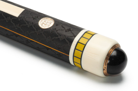 Кий Классика Элит 31 запил с гравировкой Черный граб, Лимонник, Граб (Р. Королев)